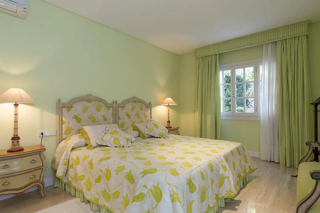 Holiday home Mandol Villa Inca